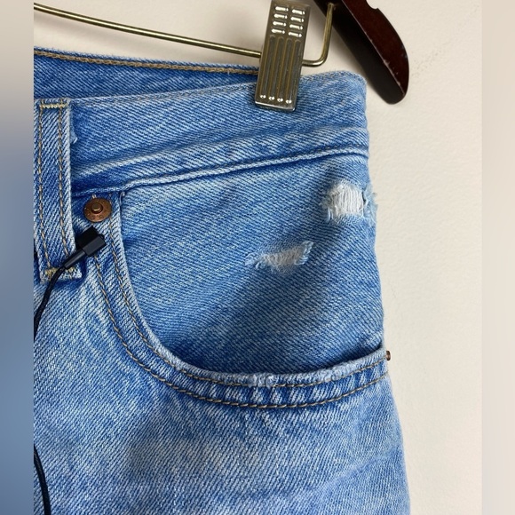 Levi’s 501 Premium BigE Rib Cage HighRise Button Fly Distressed Shorts s28 - Picture 4 of 10
